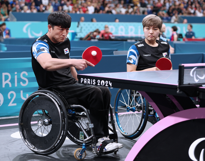  'Paris Paralympics Korean table tennis, good feeling'Veteran Kim Young-gun and Kim Jung-gil got 2 dongs from day one. Unfortunately, they failed to make it to the quarterfinals