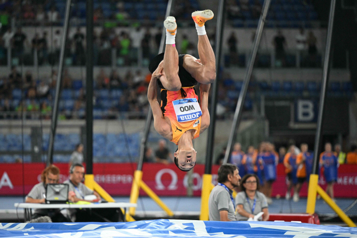 'End of Tears' Woo Sang-hyuk on the wing again toward LA Olympics, winning the Rome Diamond League for the second consecutive time'