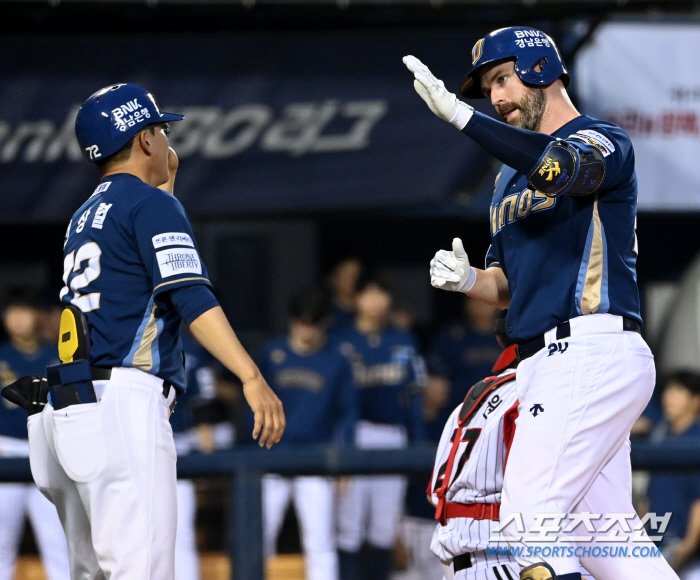 'Kim Do Young - Choi Jeong, don't come after me!' No. 1 Davison, No. 38 Explosive 40 Home Run Count 