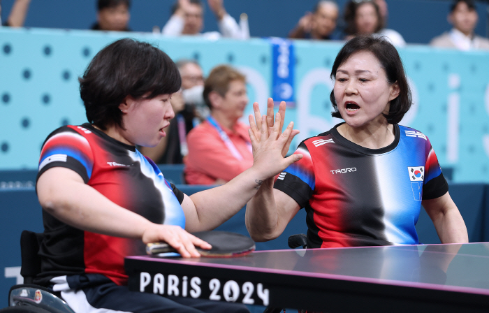  Korean table tennis medal march without stopping, harvesting two women's doubles 銅 together