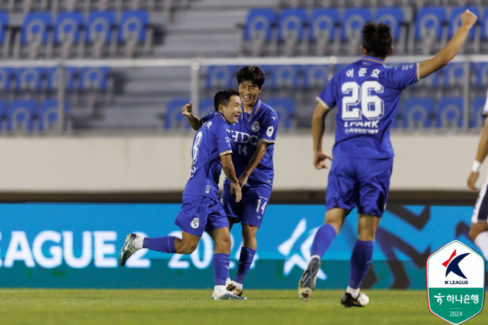 Lim Min-hyuk 'Multi-goal'Lee Sang-joon 'Julju-goal' Busan, Seongnam won 3-1 in a row, and 6th place remains the same