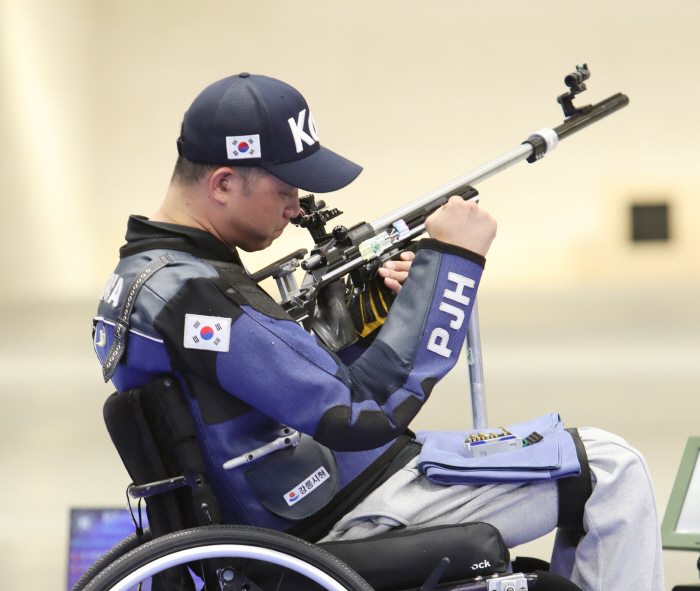 'Blocking blood'Cold Sniper'Park Jin-ho, now his gauge is fixed for the triple crown