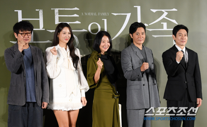 'Bloody mouth action'Seol Kyung-gu → Jang Dong-gun 'Normal family'Taste of well-made suspense (Roundup)