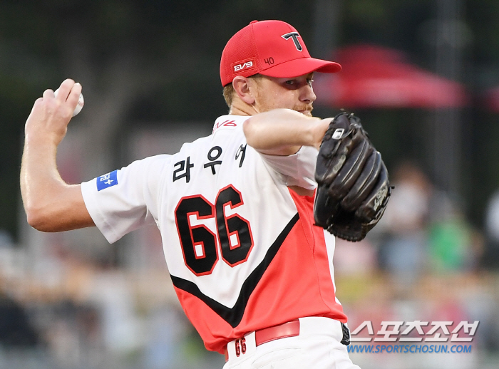 KIA wins 4-3 after extra-time blood fight against Hanwha 