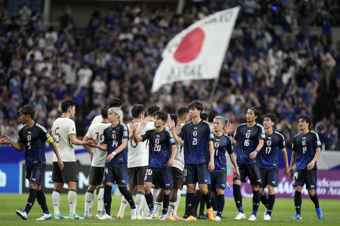 It wasn't just South Korea that suffered a shocking start. The result of the first round of each group in the third qualifying round continues