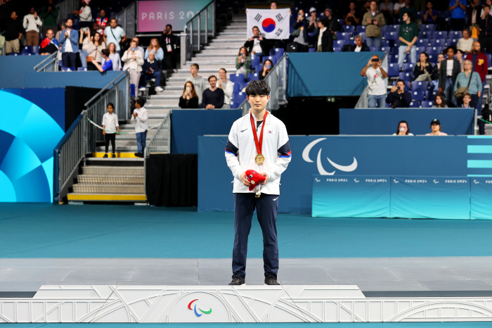 '3 Successful Korean Table Tennis, Finally Smashing' New Aces Kim Ki-tae, Korean Team 5th Gold Medal