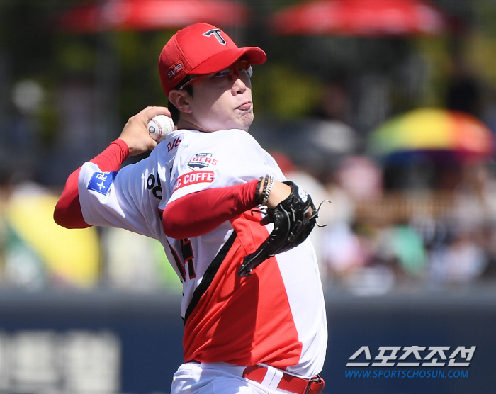 'Kim Do-young KBO's youngest 30 home runs, 30 steals, 100 RBIs, 100 points' KIA, Kiwoom sweeps 3 consecutive games 'Winning Magic Number 6'