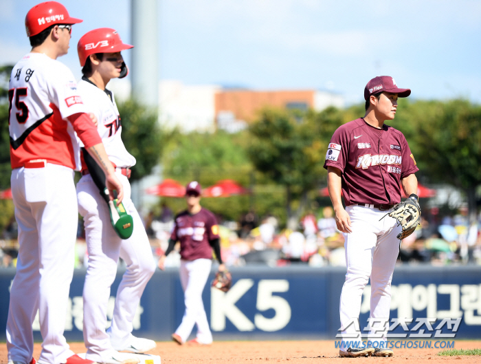 'Kim Do-young KBO's youngest 30 home runs, 30 steals, 100 RBIs, 100 points' KIA, Kiwoom sweeps 3 consecutive games 'Winning Magic Number 6'