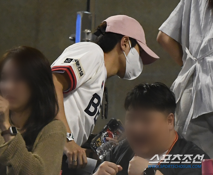 'Capture date with Lee Kang-in' Chaebol lover Park Sang-hyo who? 2 years older, Doosan House Royal Family