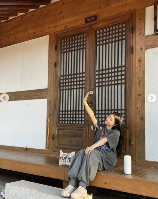 Cho Hye-jung said, 'Jo Jae-hyun's daughter...' I was wondering what she's been doing recently, but how she's been healing at Hanokseo