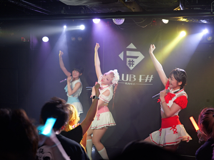 I went to Japan, too! Korea's underground idol group is performing in the mainland, too