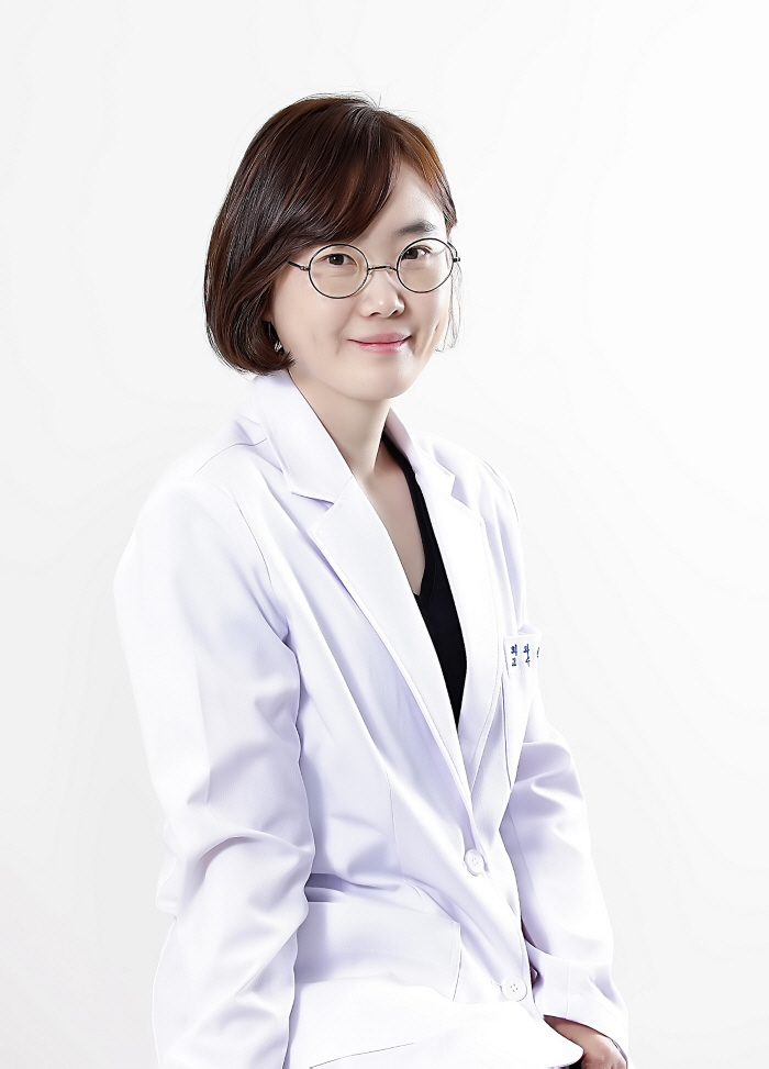 'Training to prevent infection at surgical sites for medical staff, lowering the actual incidence rate'
