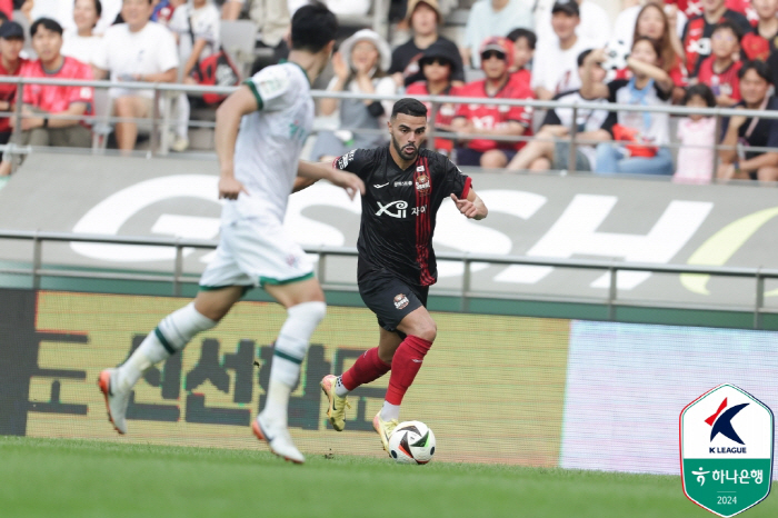 'Lingard - Kim Hyunwook's Dooly Ceremony, General → Puppy!'...'Stork Magic' Daejeon overpowered Seoul 3-2 after a five-goal slugfest...a six-game unbeaten streak