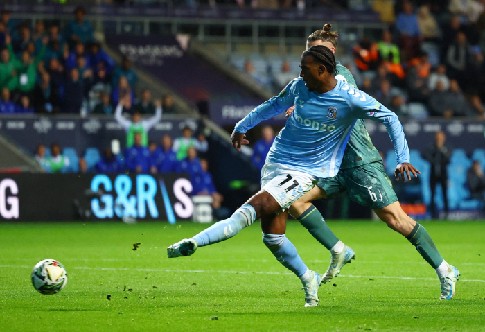 'Early elimination crisis instead of getting out of the closet''SON puts in late and explodes the anger of fans'→'28 minutes fire 0 shoot'...Tottenham come from behind to win 2-1 against Coventry