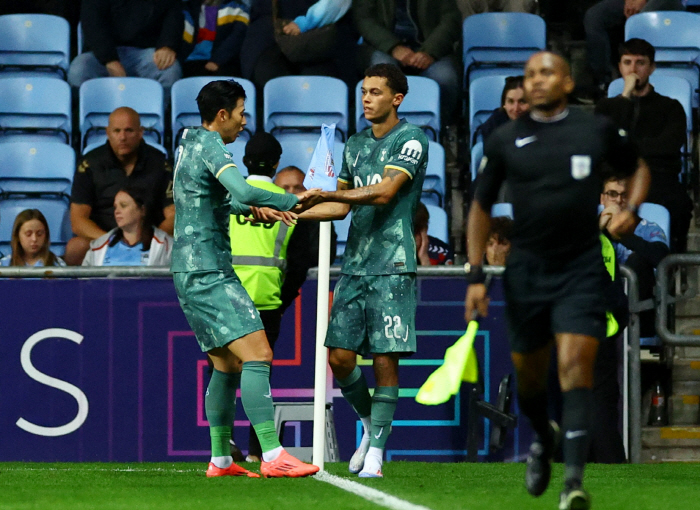 'Early elimination crisis instead of getting out of the closet''SON puts in late and explodes the anger of fans'→'28 minutes fire 0 shoot'...Tottenham come from behind to win 2-1 against Coventry