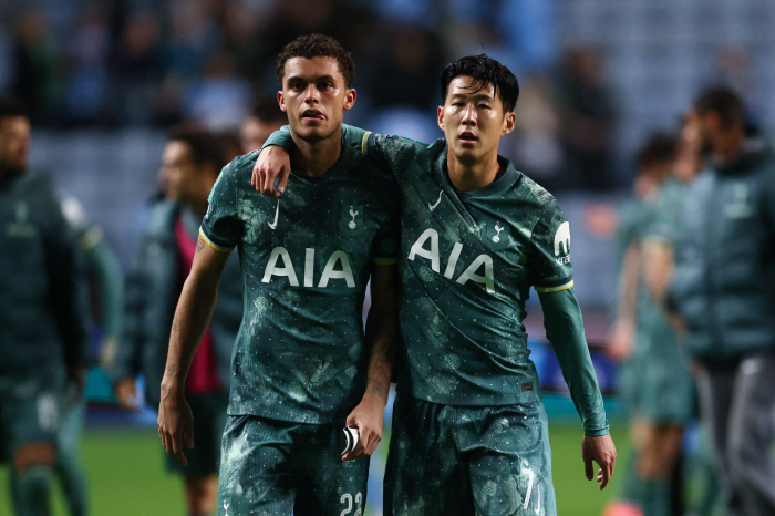 'Is this also because of SON?' Son Heung-min shoots → dribbles 'Zero' humiliated Tottenham despite 2-1 theater come-from-behind victory