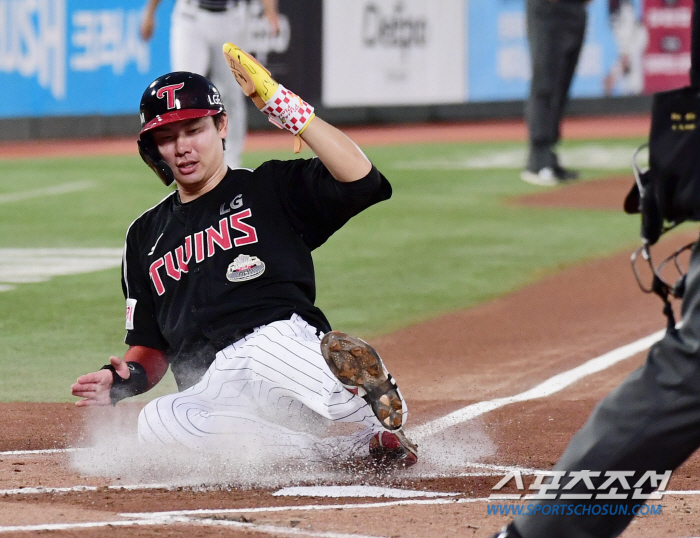 'Lee Seok-jeung' Choi Won-tae won 9 times, Hong Chang-ki 5 hits, Austin 2 RBIs, LG won 7 to 4. 'A disaster caused by excessive greed' Lotte's 5th round has moved away