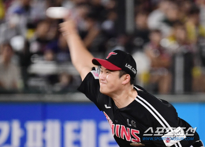 'Lee Seok-jeung' Choi Won-tae won 9 times, Hong Chang-ki 5 hits, Austin 2 RBIs, LG won 7 to 4. 'A disaster caused by excessive greed' Lotte's 5th round has moved away