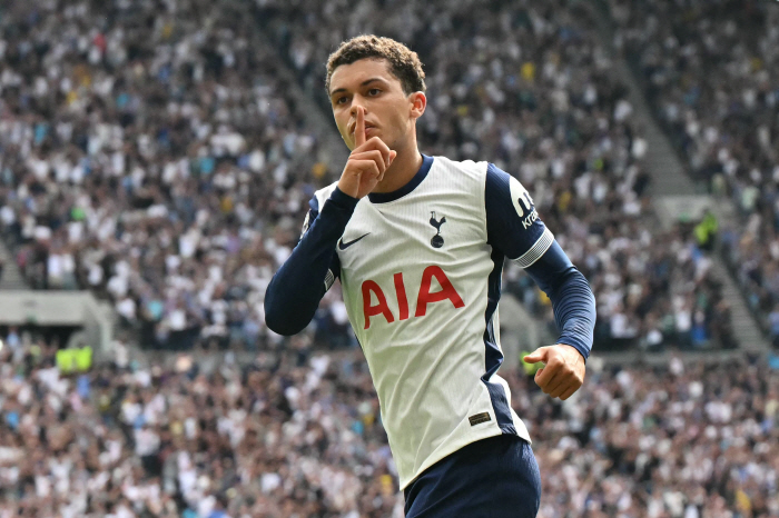  Son Heung-min's first assist! Tottenham 2-1 Brentford ends in the first half