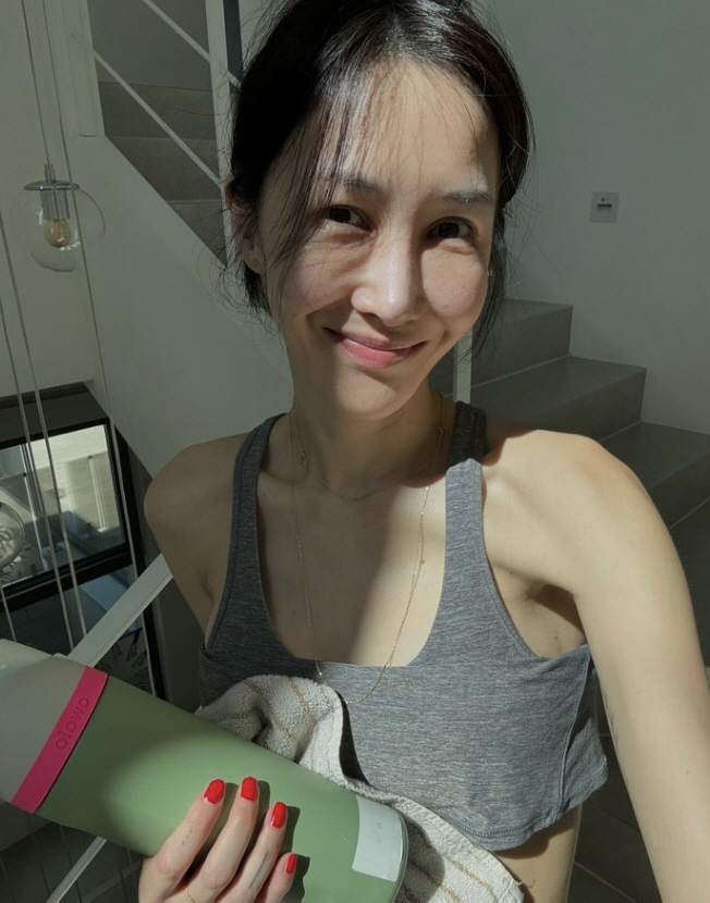 >'170cm·47kg' Yoon Hye-jin, the 'bone' line revealed on the bra top..Um Taewoong ♥ will be worried