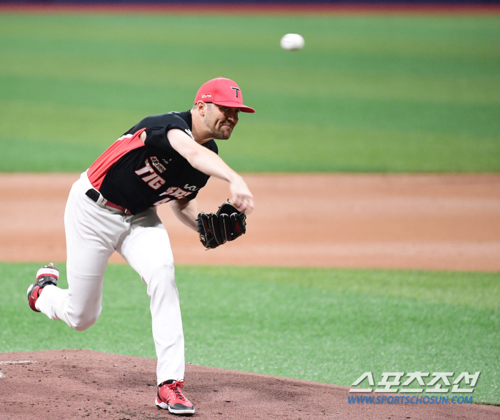 'ERA No. 1' KIA's loyal man passed the third bullpen pitch  20 more! 'I don't think there will be any problems with KS'