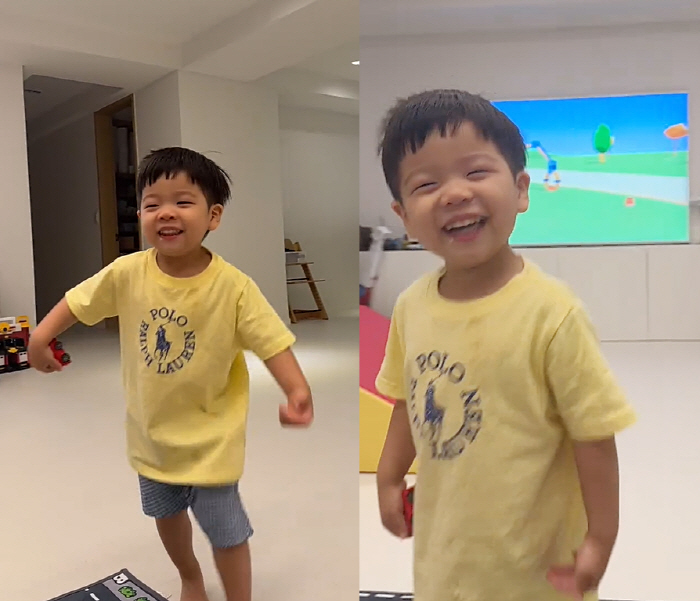 'Hong Hyun-hee ♥'Jason, 26 months old, impressed by the remark''Father'''````````````````