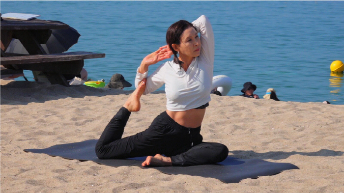 Jeong Ae-ri, you're going to die twice...Surgical scars on the stomach 