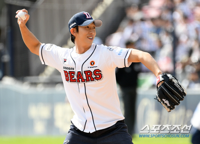  Kang Ki-young 'Excited first pitch '