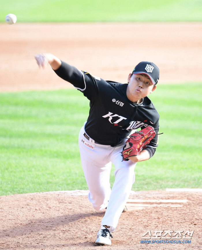 'Moon Sang-cheol and Ko Young-pyo's card hit again'Lee Kang-cheol Magic' has a 100% winning rate. Hernandez won 3-2 against LG in 2 innings