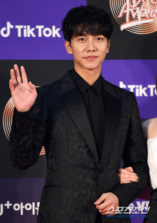 Lee Seung-gi, you're not going to die, are you?