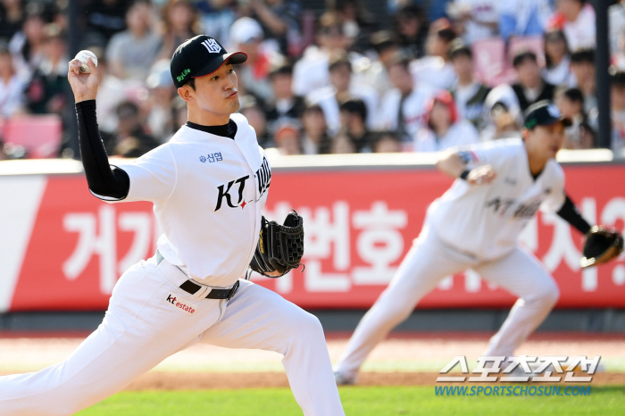 '0% Miracle'Oh Ji-hwan-Shin Min-jae's absurd collision' Park Young-hyun 10-out perfect Shim Woo-jun's walk-off hit in the bottom of the 11th inning KT's 6-5 come-from-behind victory. a life on the edge of a cliff. Game 5 will be decided.