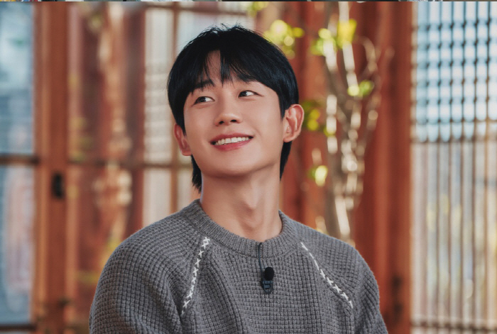 Jung Hae-in, Um Chin-ah → Until you become a veteran actor..'Insomnia Panic Disorder due to malicious comments' (Youquiz)