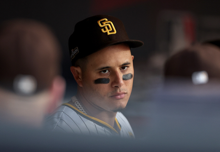 Dodgers' Resurrection! 'One RBI, two walks' Ohtani believes in 55% chance and goes to Game 5...LAD 8-0 SD
