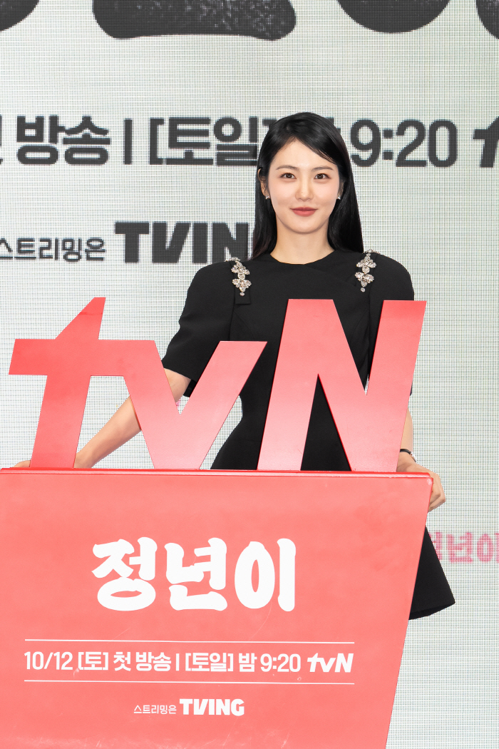 'Jeongnyeon'New Eun 'I felt a lot of pressure, but I feel happy about my growth..I lost my voice while talking'