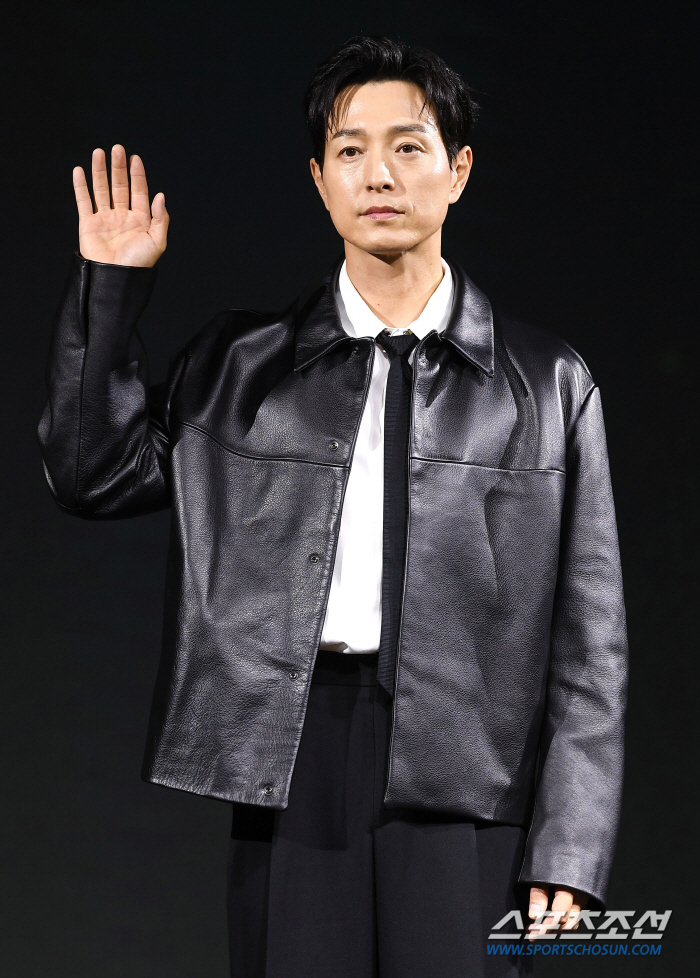  Jeong Seong-il, the Japanese samurai of 'War'
