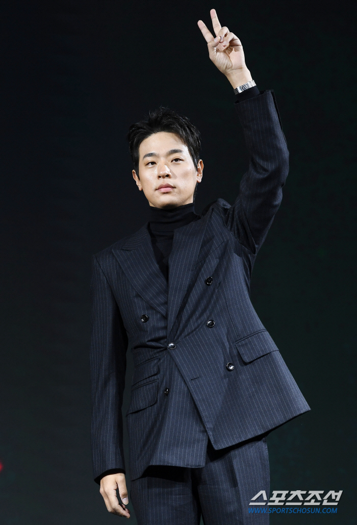 'War' Park Jeongmin, Dignity of the noble class