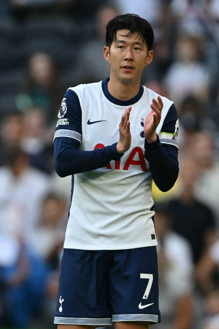 SON who said he's in his prime, got a good score! SopaScore Best 11 With Holan-Sala