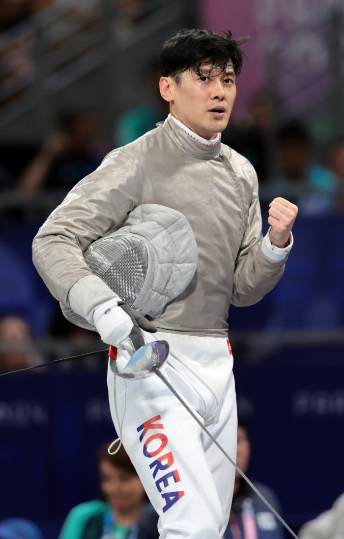 'The Avengers'' True'Veteran!' Koo Bon-gil won the 男 Sabres' individual competition for the first time in six years