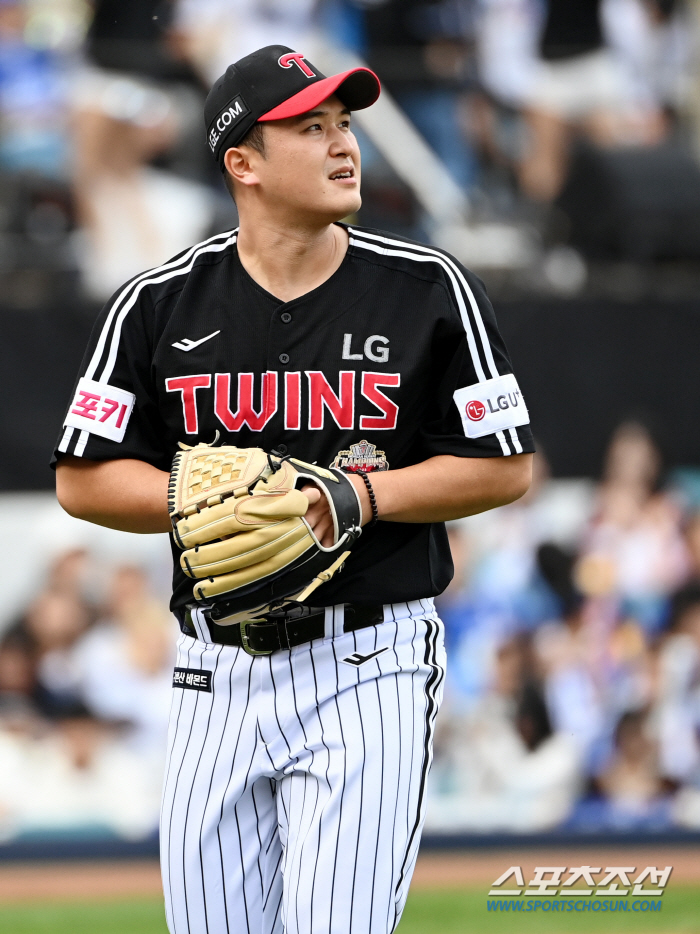 The 17th appearance of PS also failed to win for the first time. Koo Ja-wook's three-run and Kim Young-woong's solo shot are on the verge of losing three innings with five runs (Daegu PO1 site)