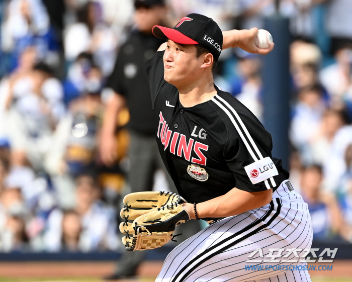 'Is it true that he scored three home runs, 14 hits, and 10 points on the first day after taking a two-week break.' Let's go to KS even if it's Eldorado.' Samsung and LG won 10-4 with nine pitchers devastated. KS odds 75.8%