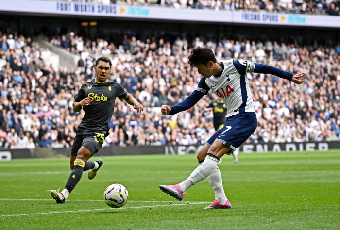 'Son Heung-min, do more goal determination training' I can't do this again...Holan  Salah became the No. 1 goal scorer in the EPL