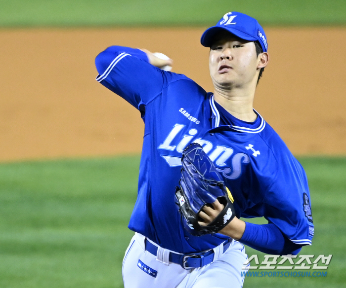 '5 billion Elin' 5.1 innings win 'El Dongwon' 3.1 innings super save LG, 1-0 cliff edge win. Good for one run with seven Samsung pitchers. Jamsil was big