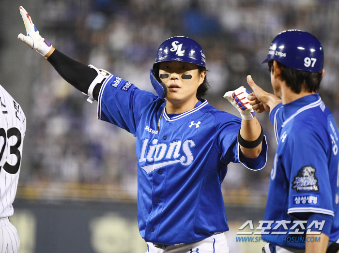 '5 billion Elin' 5.1 innings win 'El Dongwon' 3.1 innings super save LG, 1-0 cliff edge win. Good for one run with seven Samsung pitchers. Jamsil was big