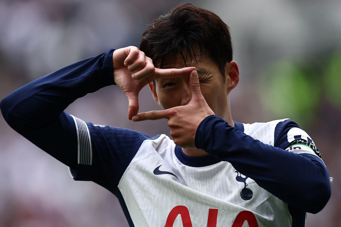 Are you really going to send SON to Barcelona...Tottenham, Son Heung-min, don't renew contract, prepare for transfer →'Tottenham's career will end soon''Preparing to recruit a successor'