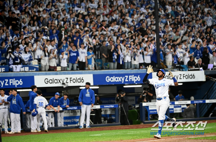 'I didn't even see it in the entertainment.' He hit .833 with three home runs and six RBIs in the first and second games. The birth of 'Big Game Heater'. Will it work for semi-PO MVP?