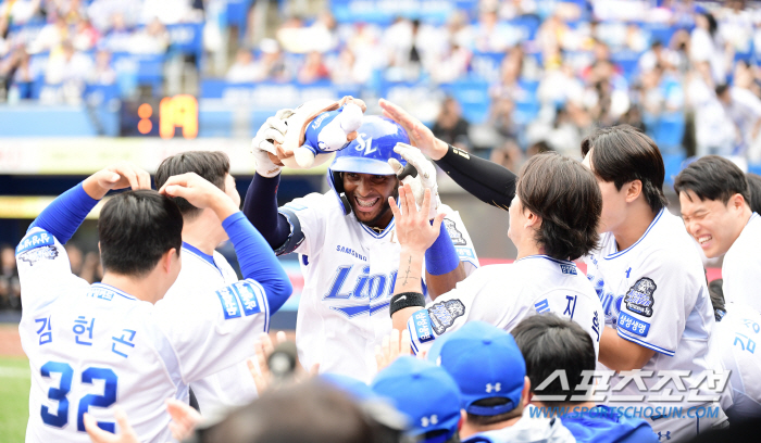 'I didn't even see it in the entertainment.' He hit .833 with three home runs and six RBIs in the first and second games. The birth of 'Big Game Heater'. Will it work for semi-PO MVP?