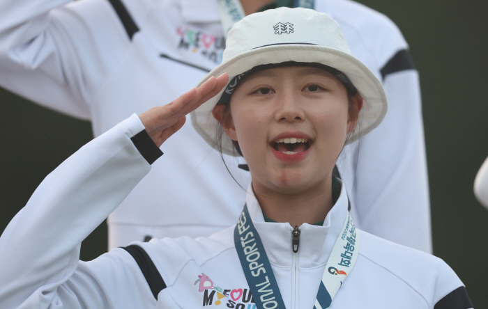 'Paris' Shrine X Four-time Grand Prize'... Si-Hyun Lim is the MVP of the Gyeongnam National Sports Festival...2nd place in Gyeongnam, Gyeonggi-do Province, 3 consecutive losses X Host City 