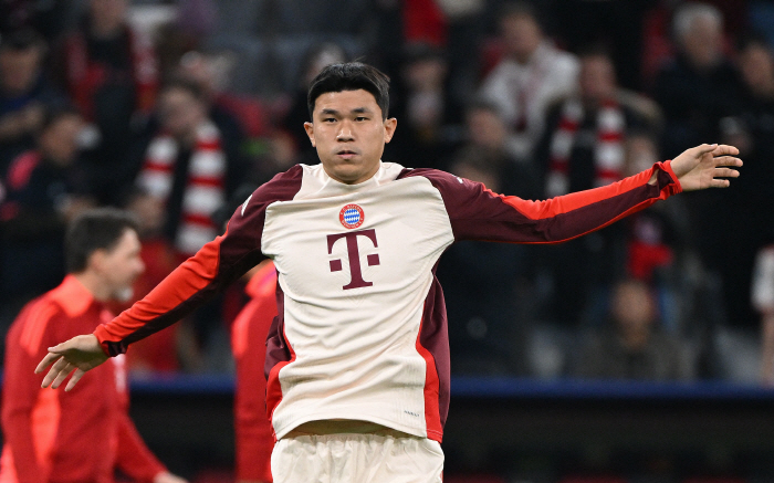 'Kim Min-jae, if you keep it the way it is, Munich will be ruined!'→'Get another CB now!''...Shocking Criticism Appears Again, Considering the Kompany 'Die-Ito' Card?'