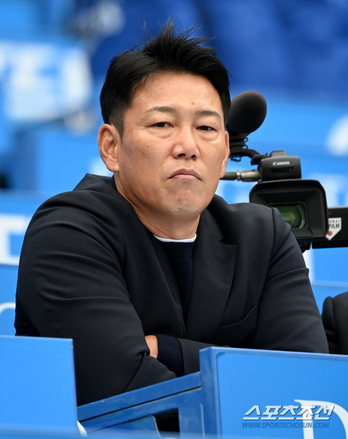 Director Ibata appeared in Daegu with 'Ryu Joong Il-ho Premier 12 Opponent'...Who will they pay attention to? 