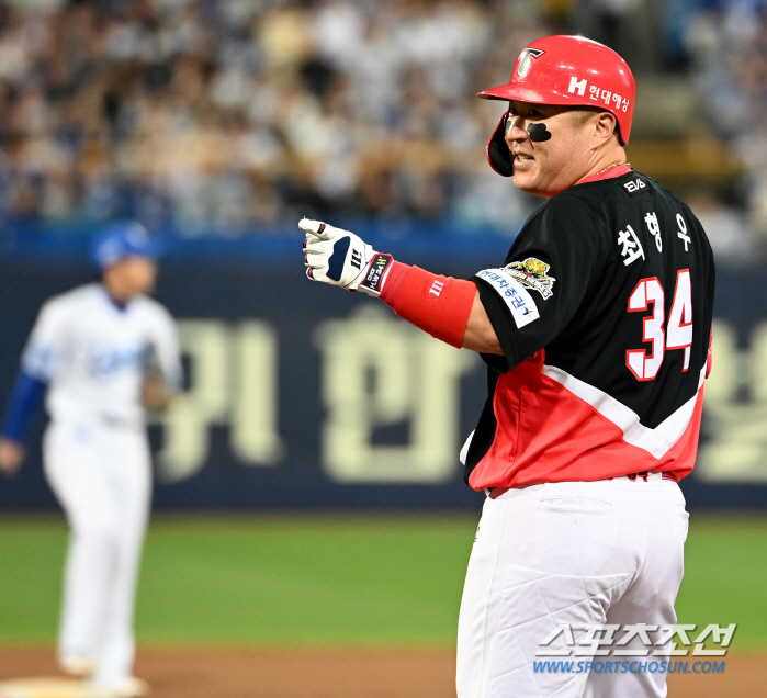 The KIA lineup, which remained unchanged until Game 3 of 'excluding Choi Hyung-woo + Kim Sun-bin No. 2', changed. Why on earth?